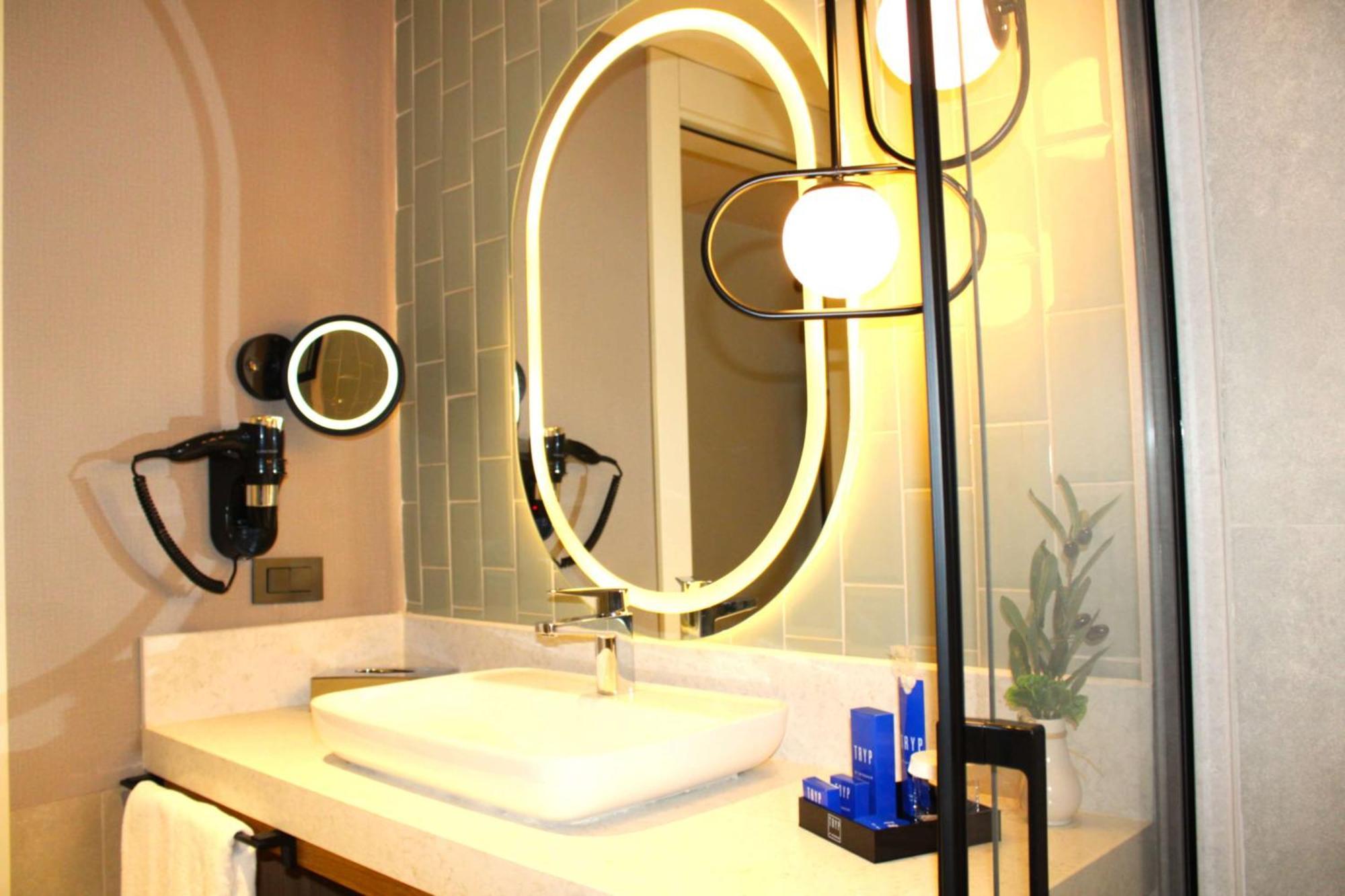 Tryp By Wyndham Dolapdere Otel